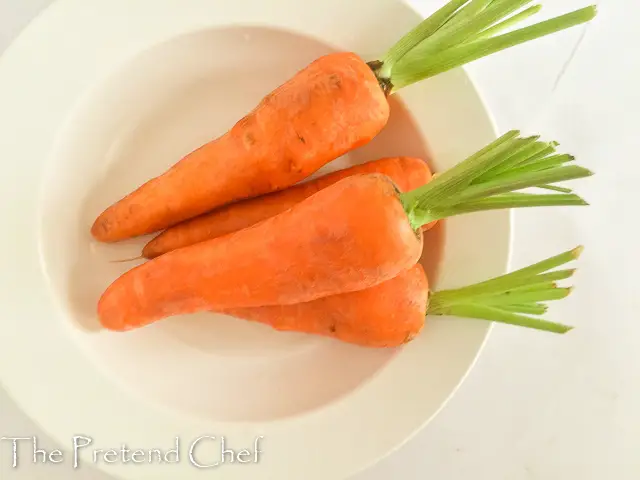 fresh carrots for carrot cake