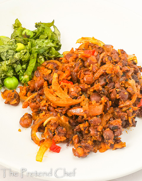 sweet, nutty, earthy, fiofio pigeon peas with vegetables