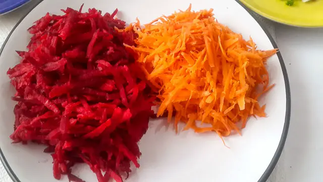 shredded beetroot and carrot for beetroot coleslaw