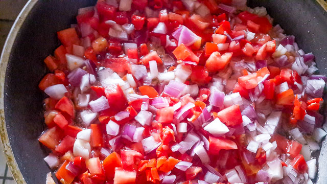 vegetables frying, Nigerian egg stew