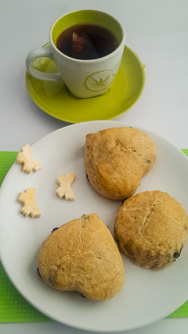 soft, flaky, tender newfoundland tea buns