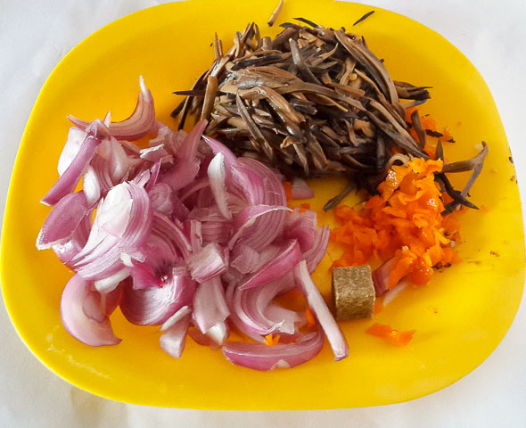 some ingredients for achicha, dry cocoyam