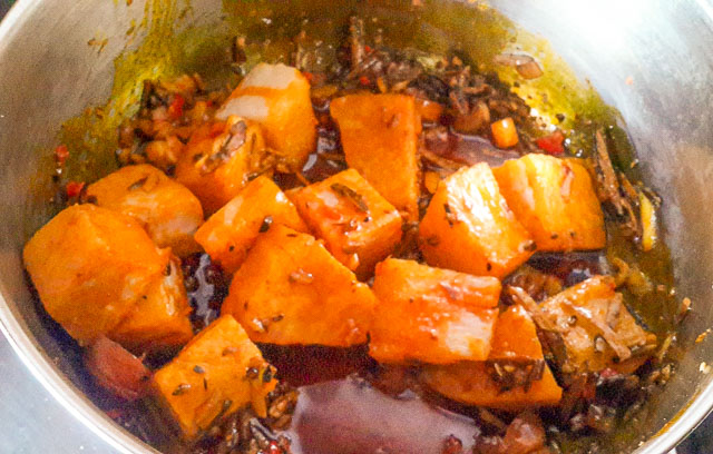 yam and oil in a pot for vegetable yam