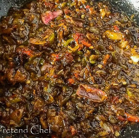pepper mix in a saucepan