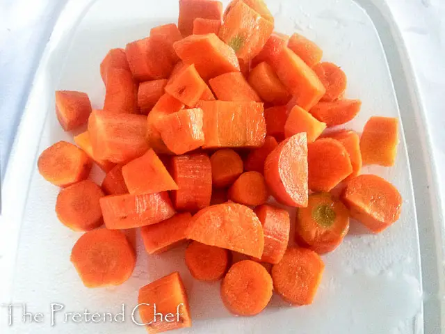 chopped carrots for carrot orange juice