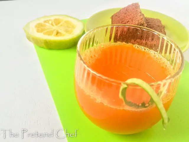 carrot orange drink with red velvet cake