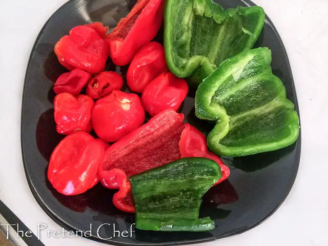 peppers cleaned for nigerian peppered gizzard