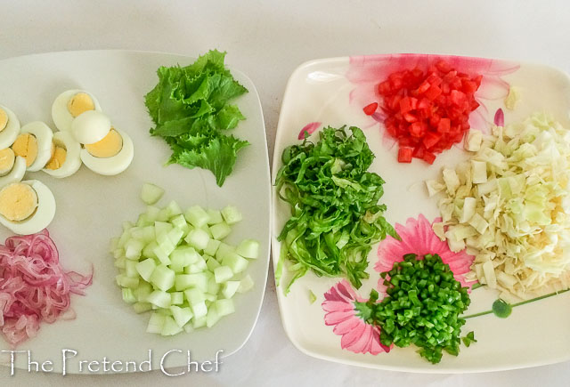 vegetables chopped and ready for Nigerian vegetable salad