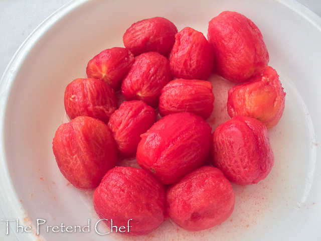 peeled tomatoes for fresh tomato sauce