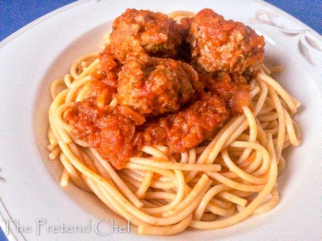 Easy and tasty spaghetti and meatballs in tomato sauce