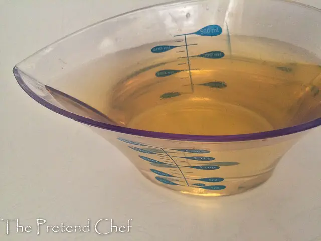 simple sugar syrup in a jug