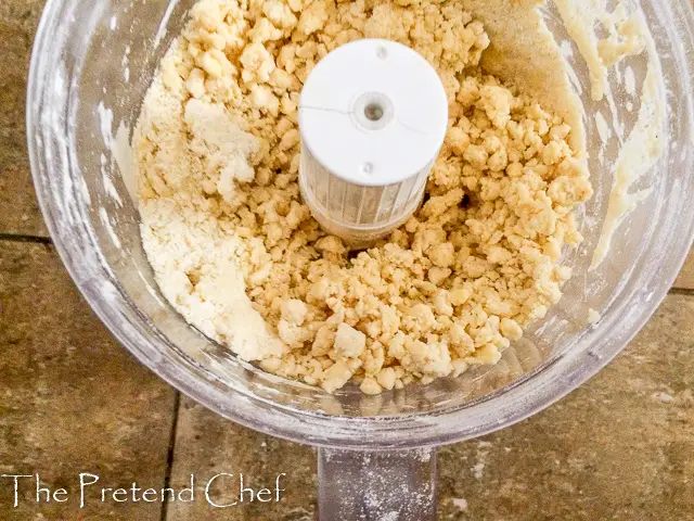 Easy pie dough mixing in food processor