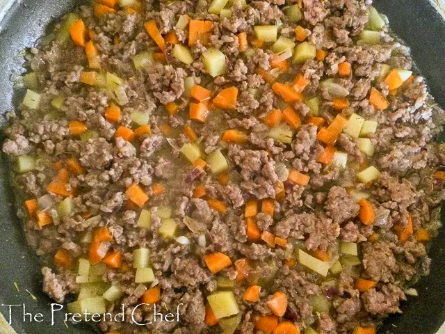 filling cooking for Nigerian meat pie