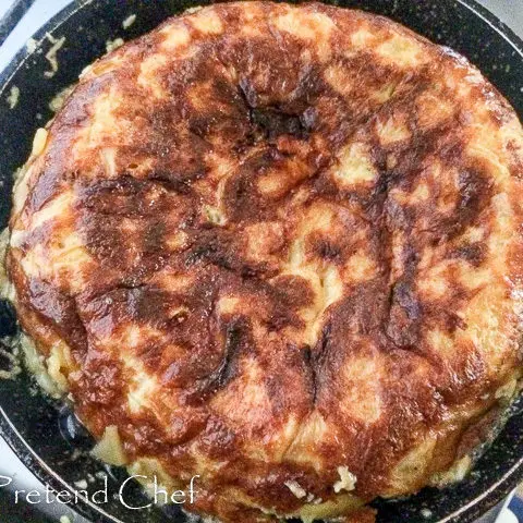 easy spanish omelette back in the pan