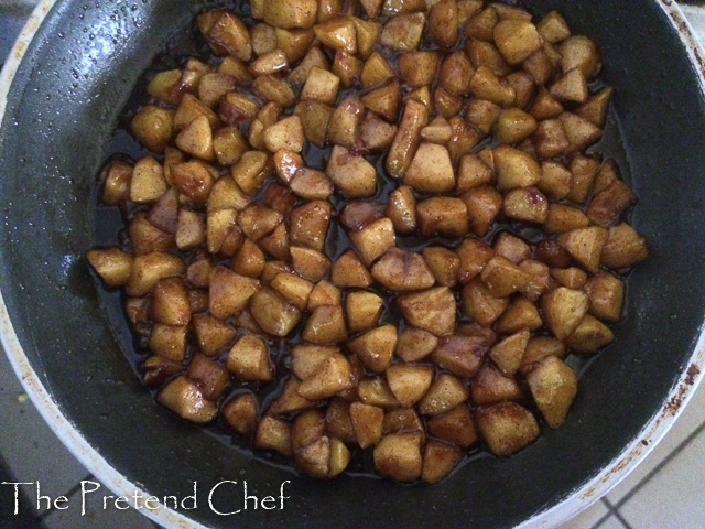 easy apple hand pie in sauce pan