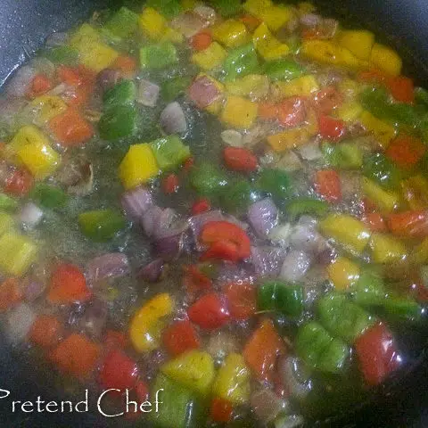 peppers in a broth for Couscous with bell peppers