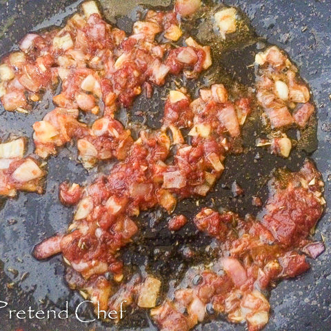 vegetables frying for chicken turmeric sauce