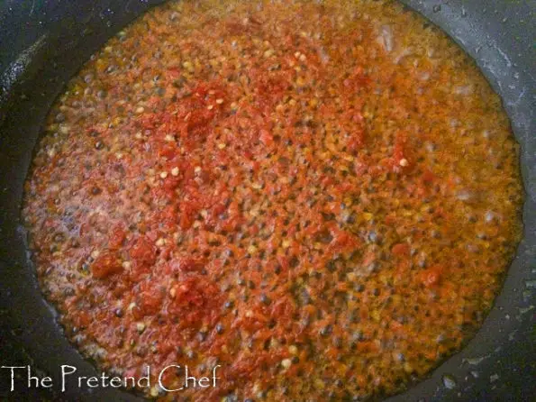 minced pepper frying for peppered mixed meat