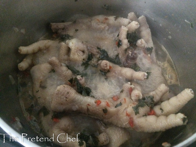 chicken feet 5 Peppered chicken feet (Chicken claws)