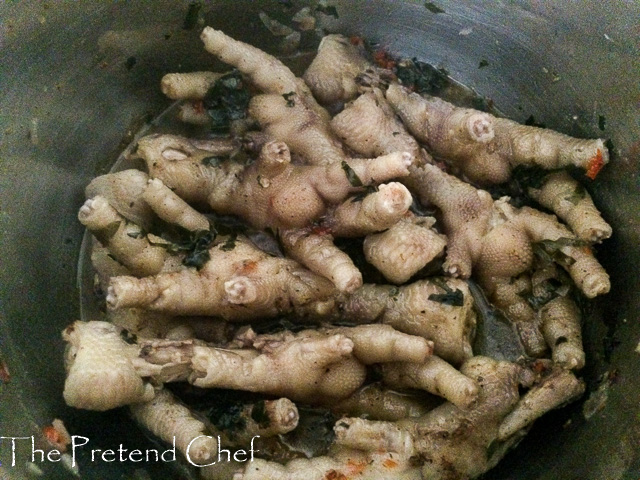 chicken feet 6 Peppered chicken feet (Chicken claws)