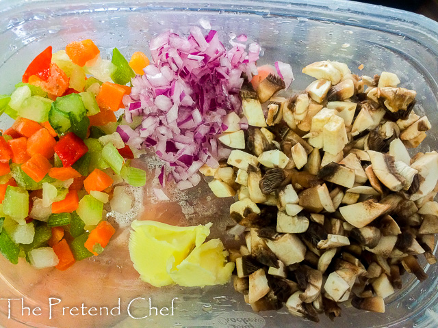 chopped ingredients for mushroom omelette