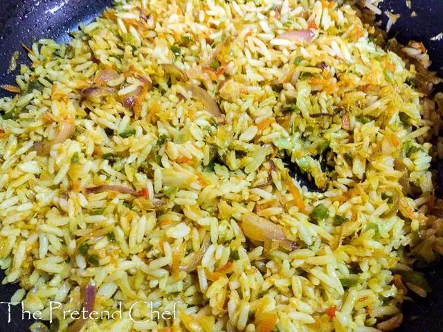 Cabbage rice in a frying pan