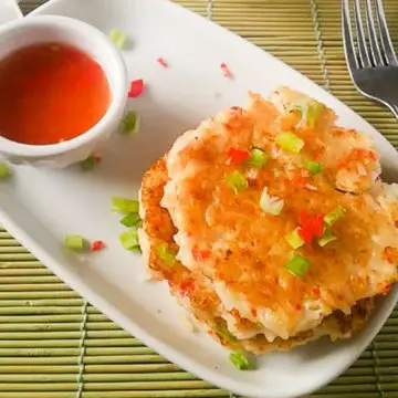 Light, crispy and tender Cooked Rice Pancake with Leftover Rice