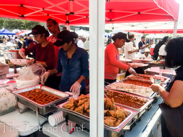 gulab jamun, samosa in aluminium dishes