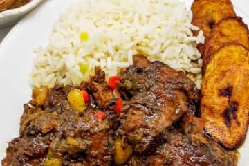 Easy Jamaican brown stew chicken