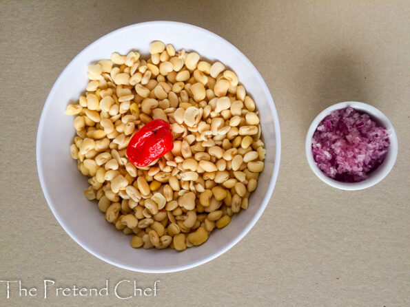 peeled beans in a bowl