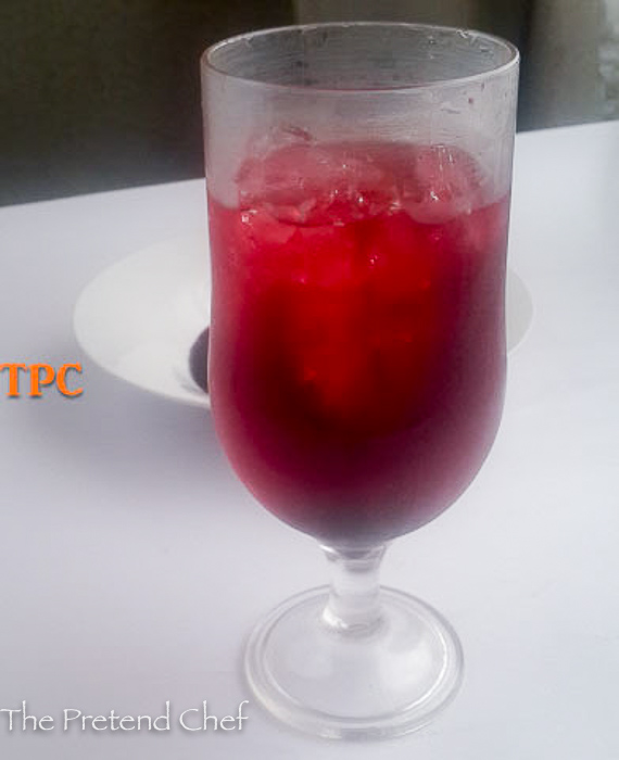 Zobo (sorrel) drink in a glass cup