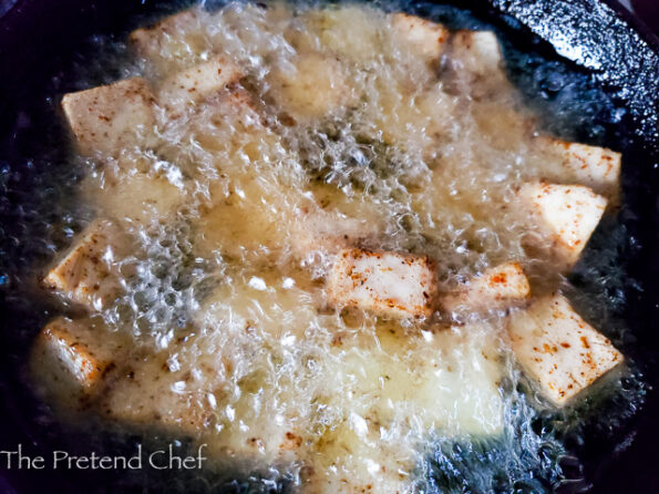 Awara frying in hot oil