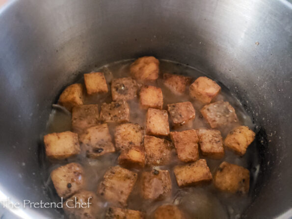 Awara, tofu in broth