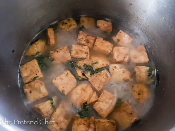 Awara, tofu pepper soup in a pot