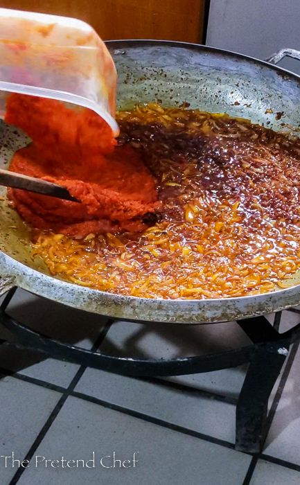How to cook Smokey Jollof Rice for 100 People 6 How to cook Smoky Party Jollof Rice for 100 people (Step-by-step)