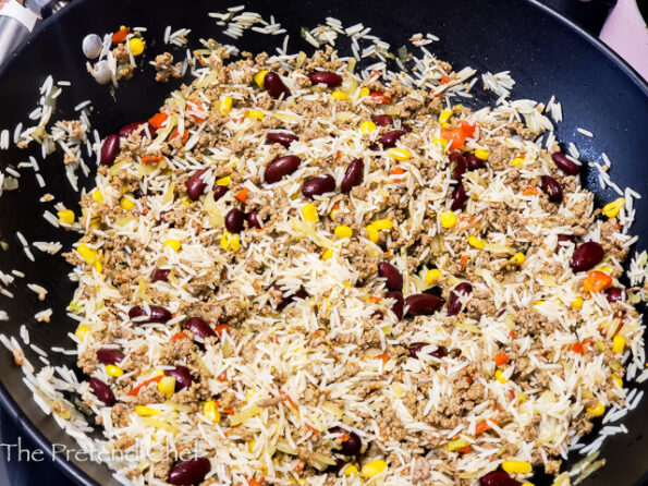 minced meat and rice frying